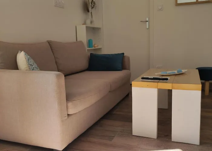 Residence Manivi