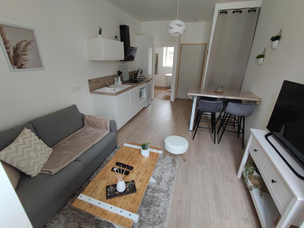 Apartment Manivi
