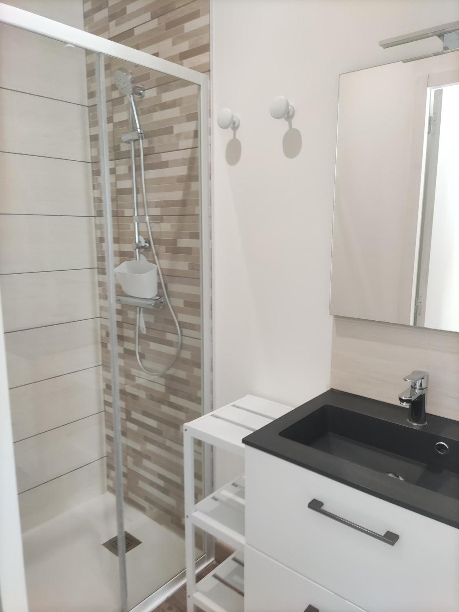 Manivi Apartment